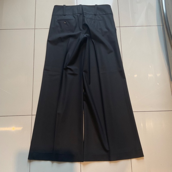 CLASSIC BCBG MAXAZRIA TWO PIECES SUIT - Picture 9 of 11